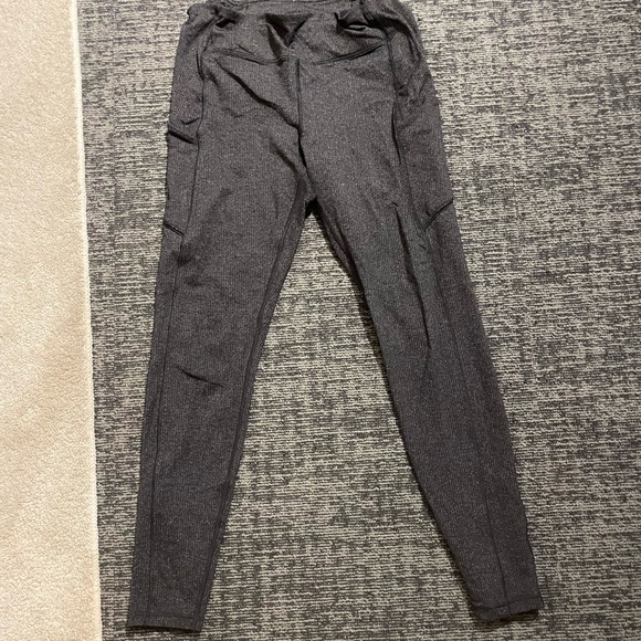 lululemon leggings - Picture 2 of 4